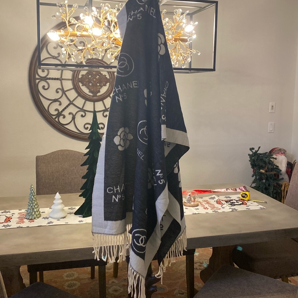 CHANEL NEW silk and cashmere soft oversized scarf shawl black&offwhite